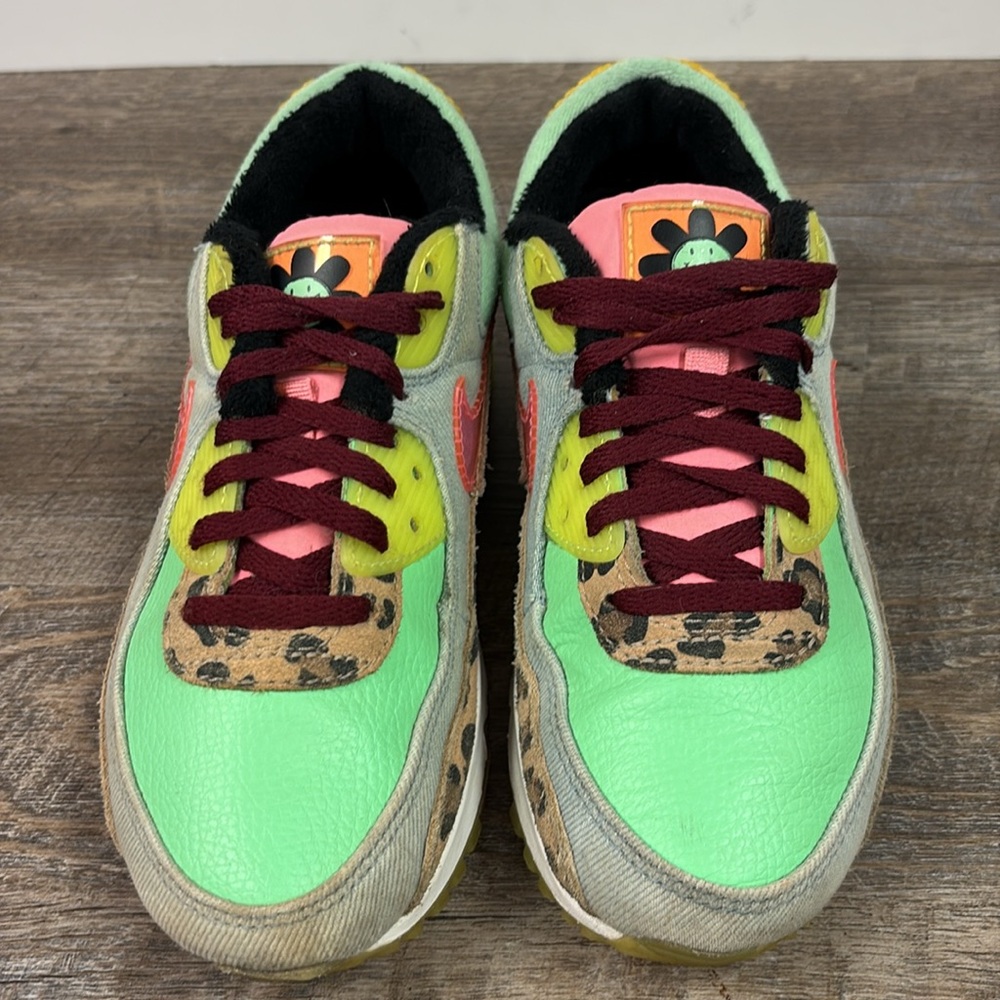 Nike Air Max 90 LX “90s Dancefloor Green” Sneakers – Women’s Size 6 *RARE* - Picture 2 of 10